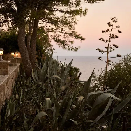 Anatoli - Tranquil Escape With Scenic Views, By Zantewize Сasa de vacaciones
