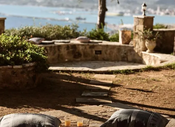 Anatoli - Tranquil Escape With Scenic Views, By Zantewize Semesterbostad Akrotiri (Zakynthos)