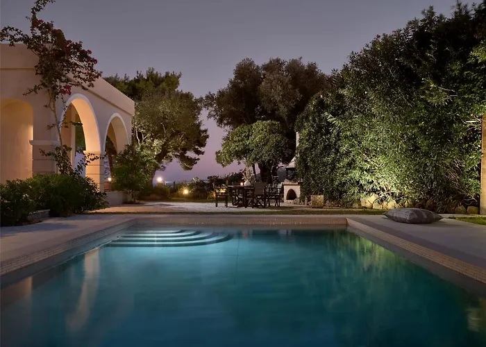 Anatoli - Tranquil Escape With Scenic Views, By Zantewize Vakantiehuis