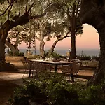 Anatoli - Tranquil Escape With Scenic Views, By Zantewize Casa de Férias