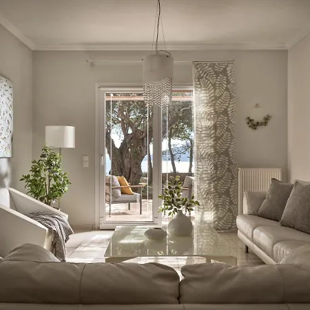 Anatoli - Tranquil Escape With Scenic Views, By Zantewize Vakantiehuis *